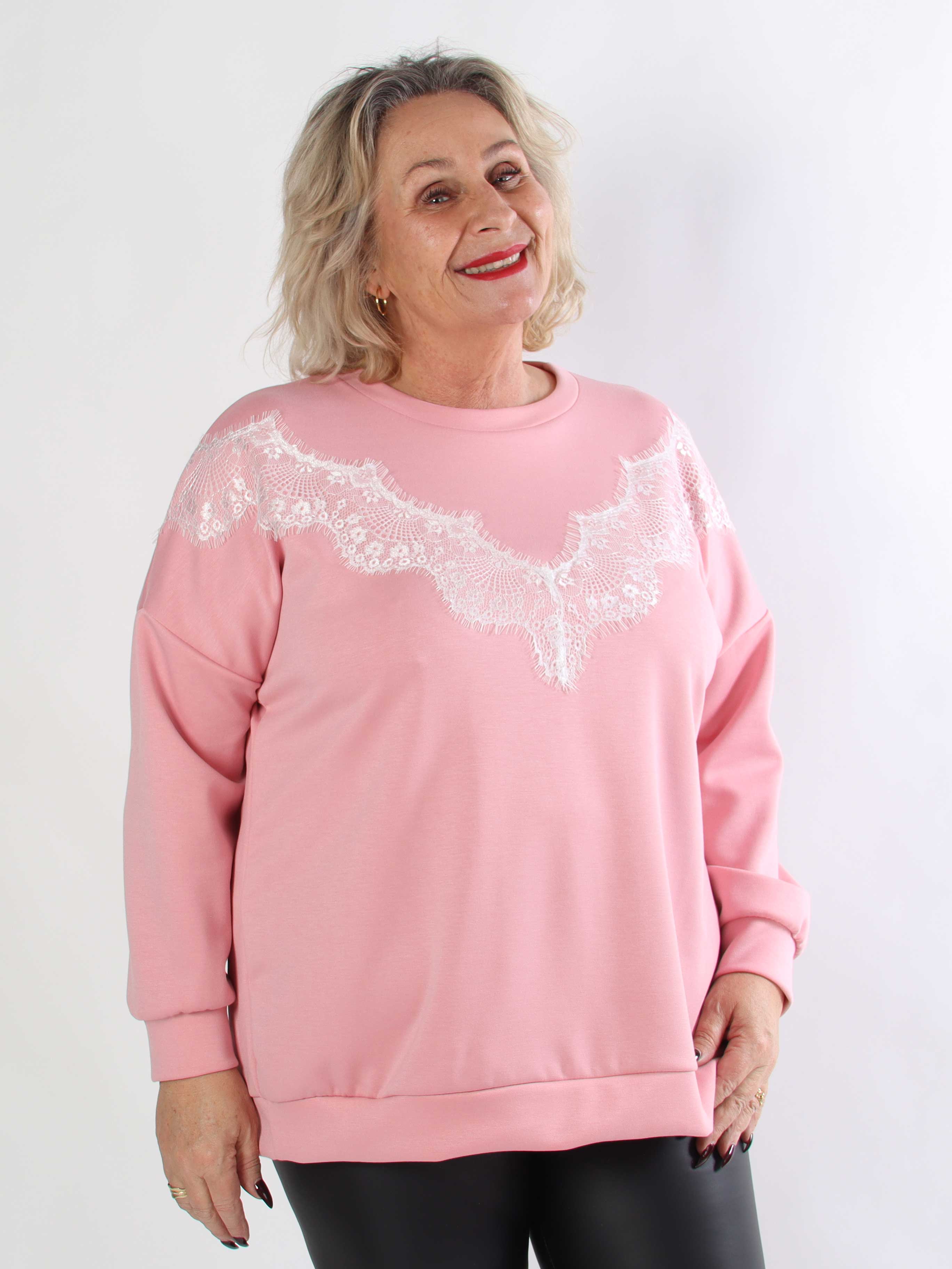 Abbelone - Plus size joggingbluse i viskose med blonde henover brystet